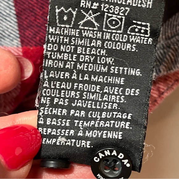 Canada Weather Gear FLANNEL SHIRT L Red Blue Buffalo Wide Plaid CHECKERED Button - Picture 2 of 15